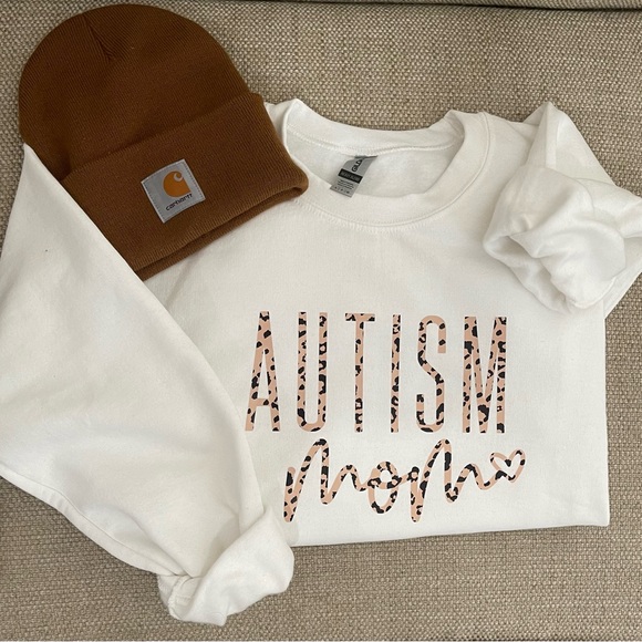 autism mom sweater cheetah print writing - Picture 1 of 4